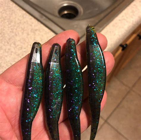Angling ai - Angling A.i. is a supplier of high quality fishing lure molds and bait molds. You can find various types of tracer shads, swimbaits, and jigs to make your own custom baits.